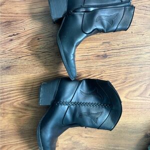 Cute black cowboy boots